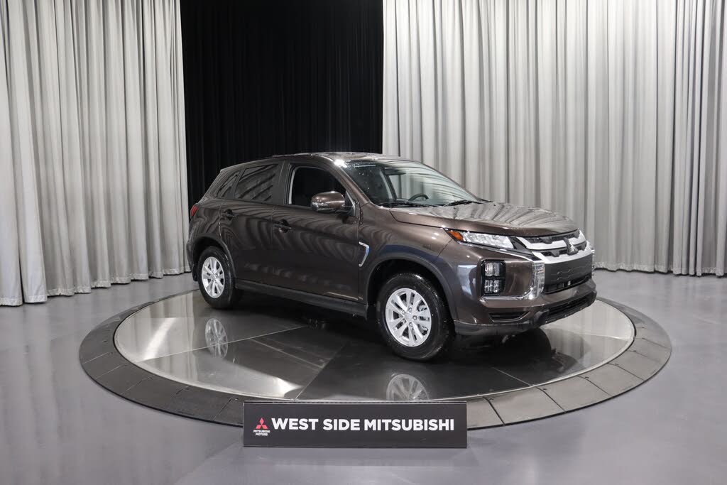 2026 Mitsubishi RVR ES FWD