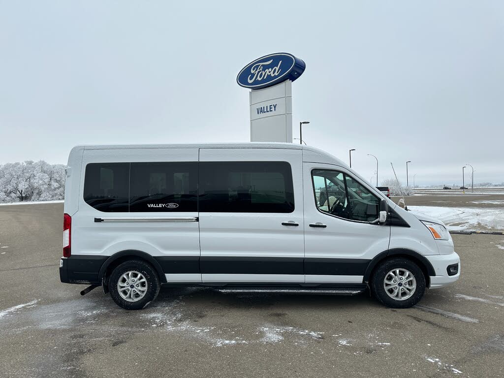 2021 Ford Transit Passenger 350 XLT Medium Roof LB RWD