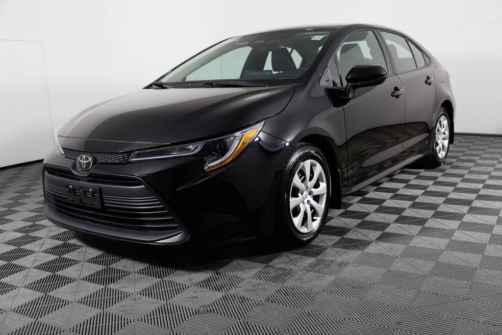 2024 Toyota Corolla LE FWD