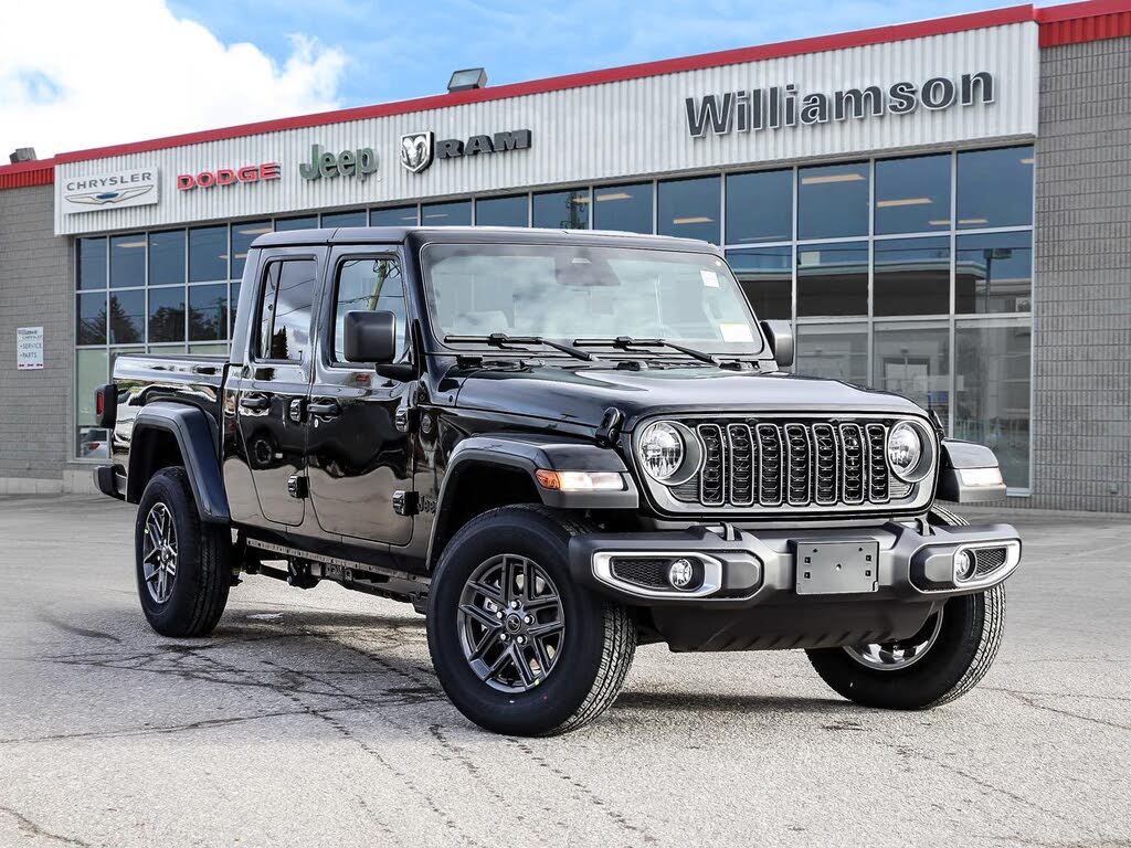 2026 Jeep Gladiator Sport S Crew Cab 4WD