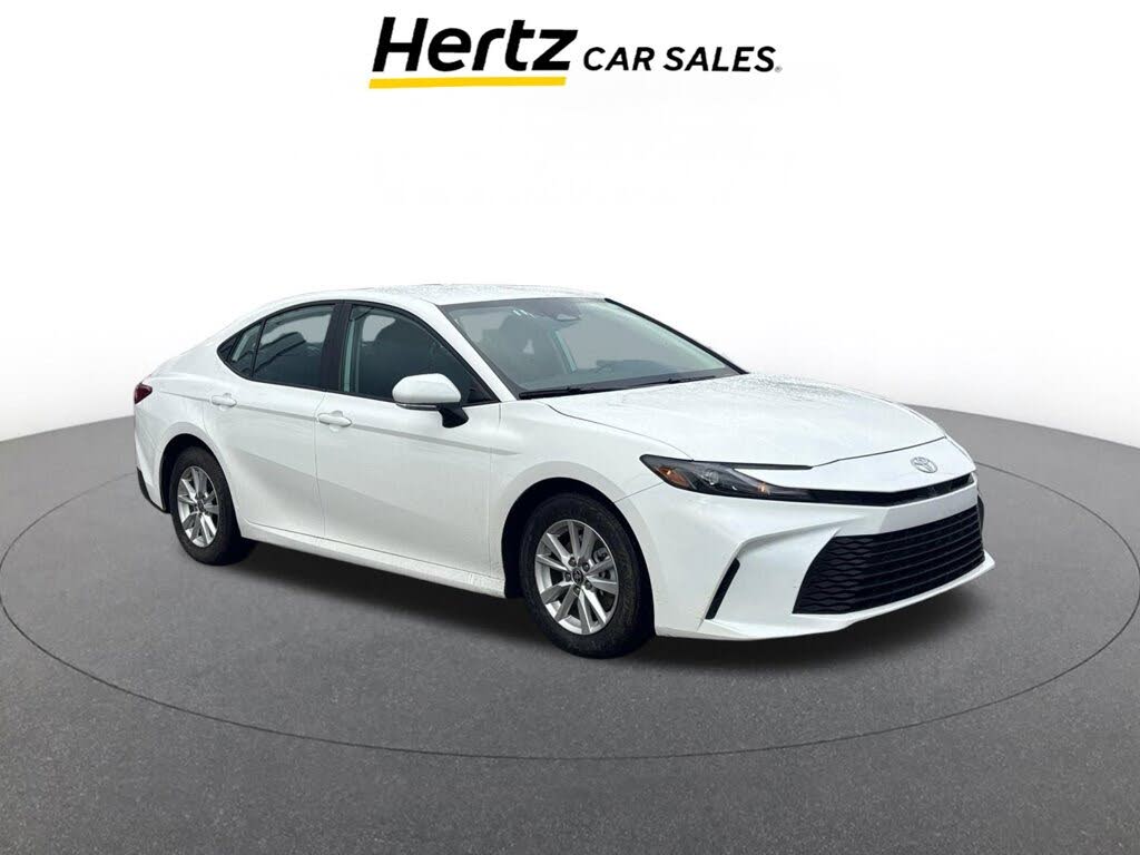 2025 Toyota Camry LE FWD