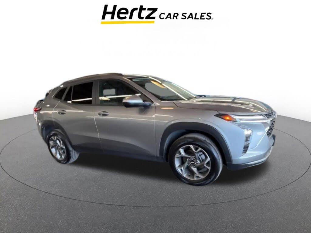 2025 Chevrolet Trax LT FWD