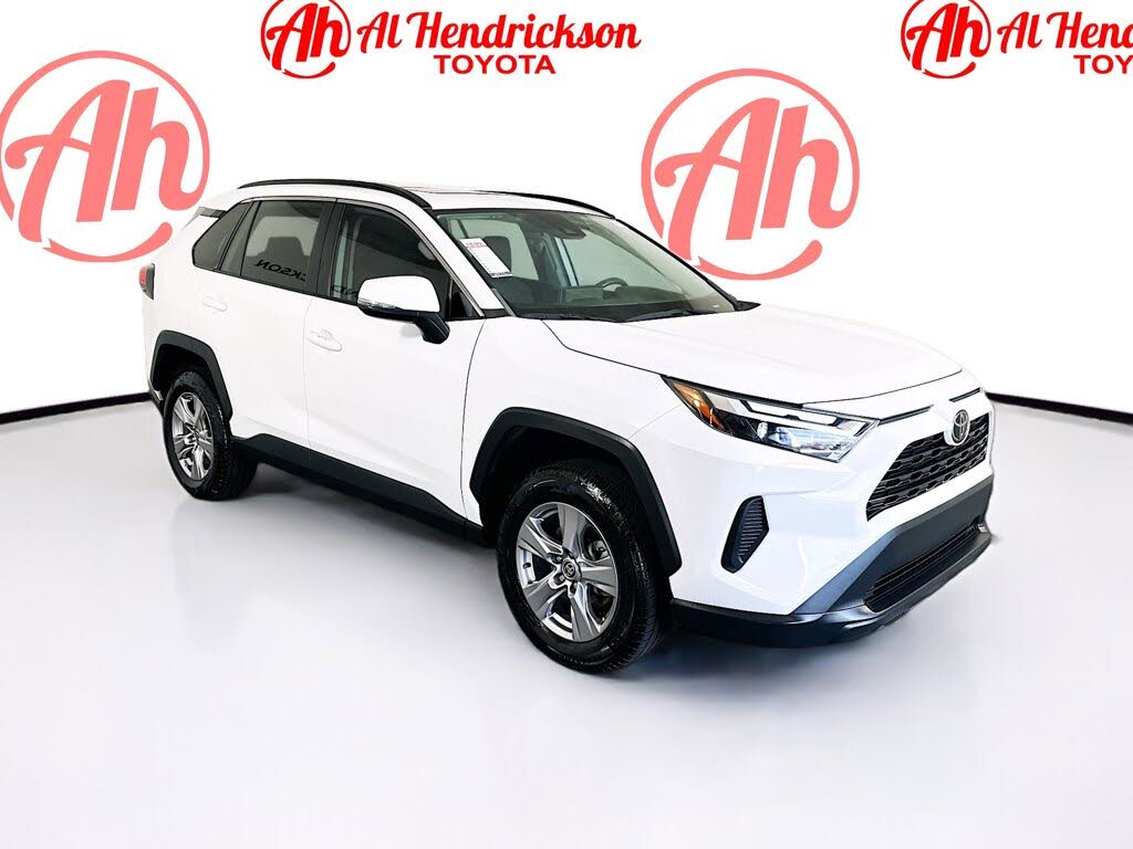 2023 Toyota RAV4 XLE FWD