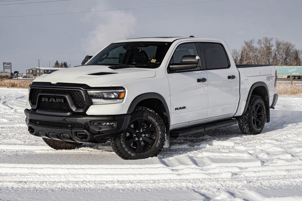 RAM 1500 Rebel Crew Cab 4WD 2024