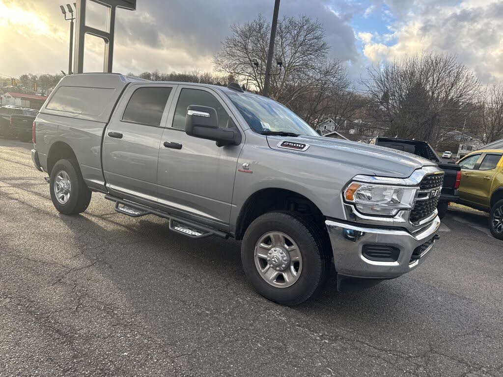 2024 RAM 2500 Tradesman Crew Cab 4WD