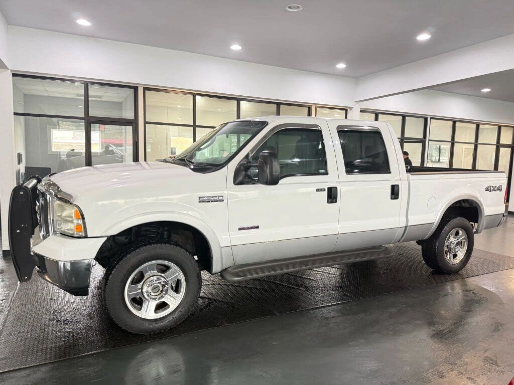 2005 Ford F-250 Super Duty Lariat Crew Cab 4WD