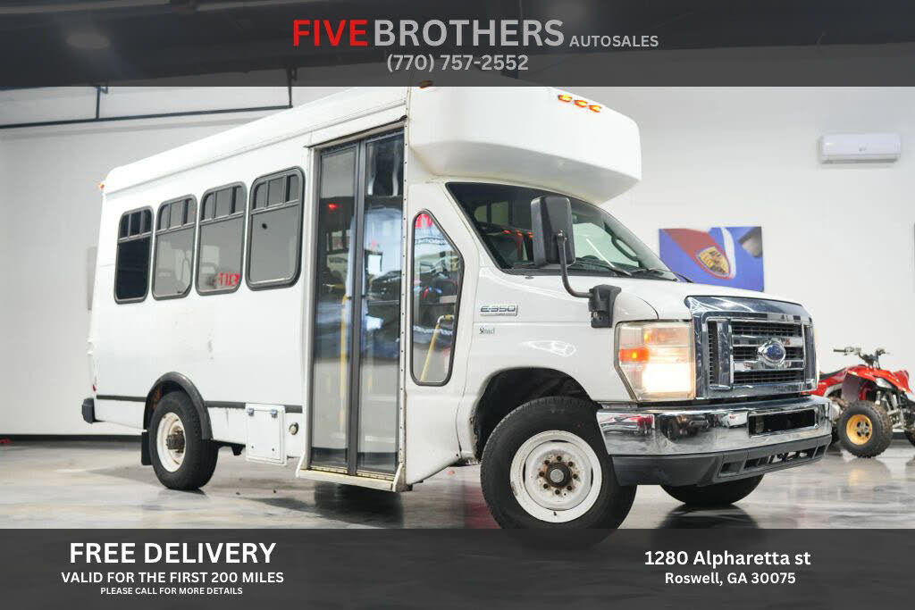 2011 Ford E-Series Chassis E-350 SD Cutaway 138 DRW RWD