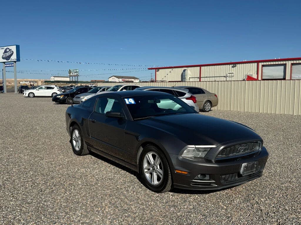 2014 Ford Mustang V6 Coupe RWD