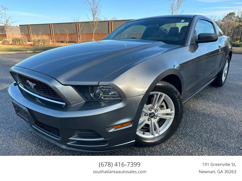 2014 Ford Mustang V6 Coupe RWD