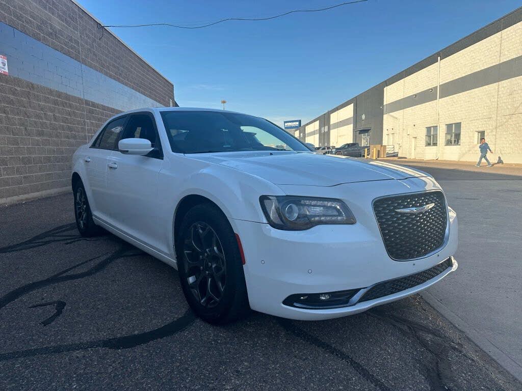 2018 Chrysler 300 S AWD