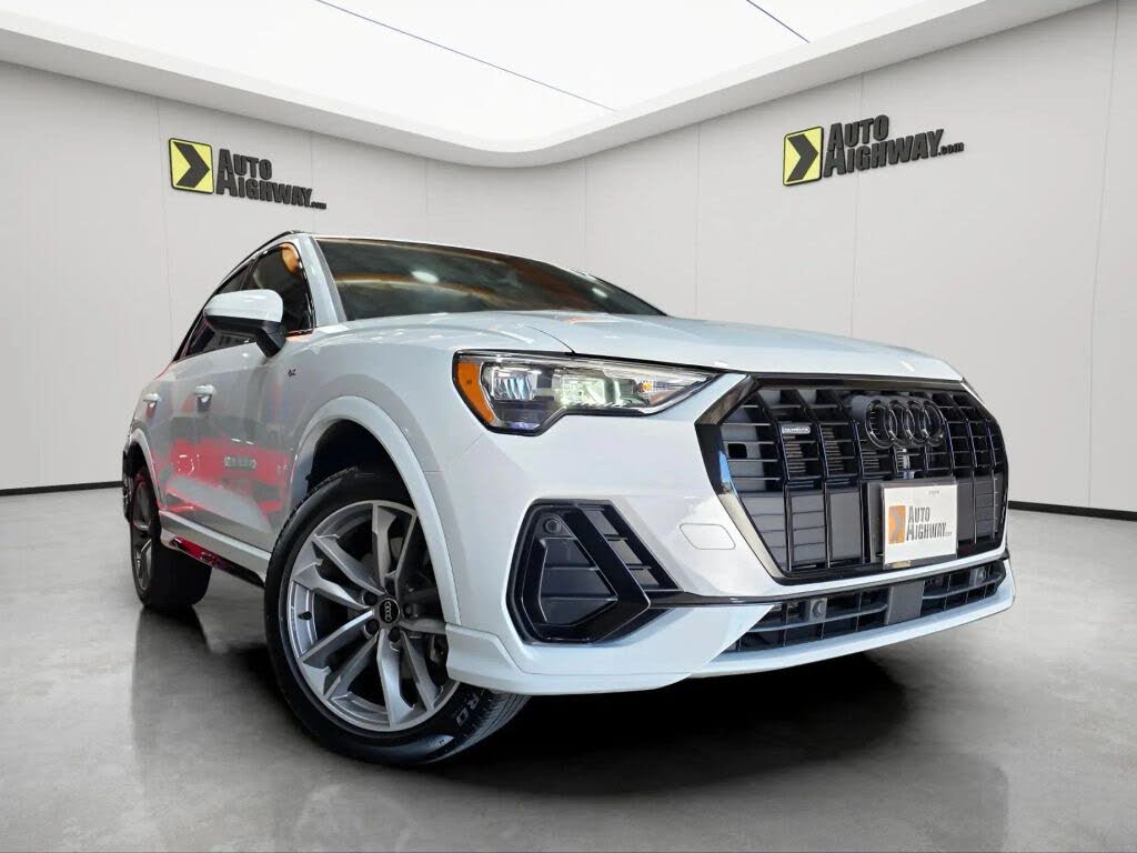 2022 Audi Q3 quattro Premium S Line 45 TFSI