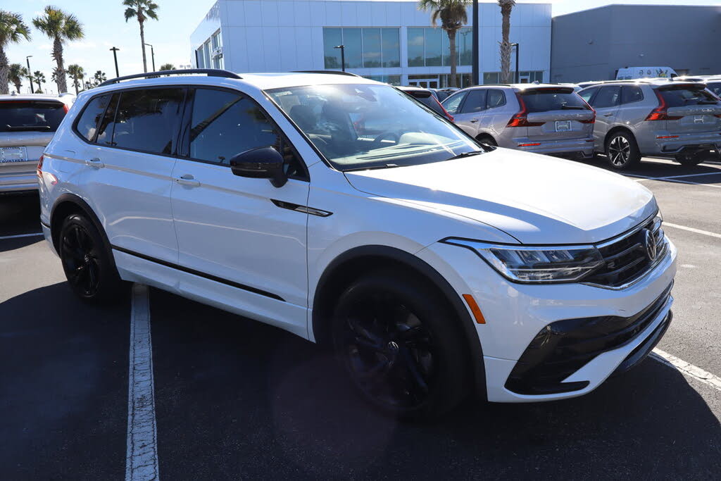 2023 Volkswagen Tiguan SE R-Line Black FWD