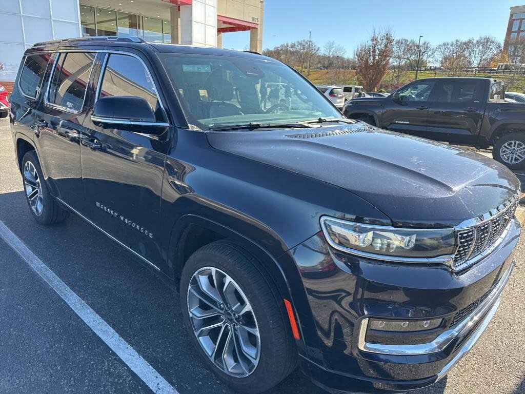 2023 Jeep Grand Wagoneer Series III 4WD