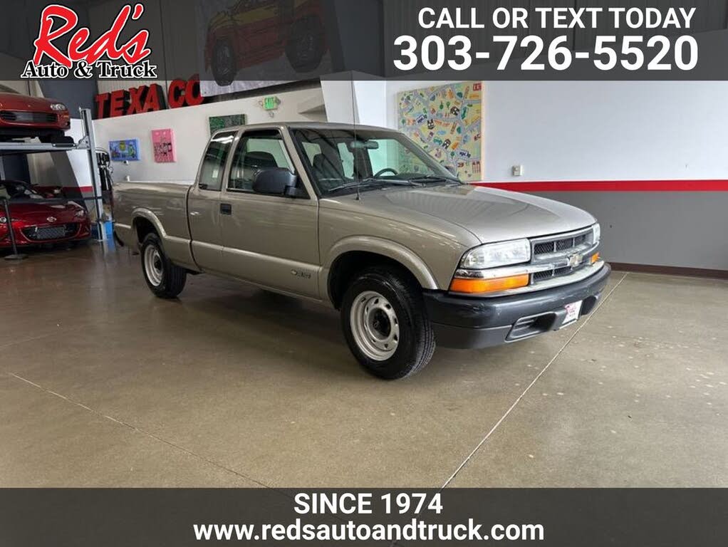 2002 Chevrolet S-10 Extended Cab RWD