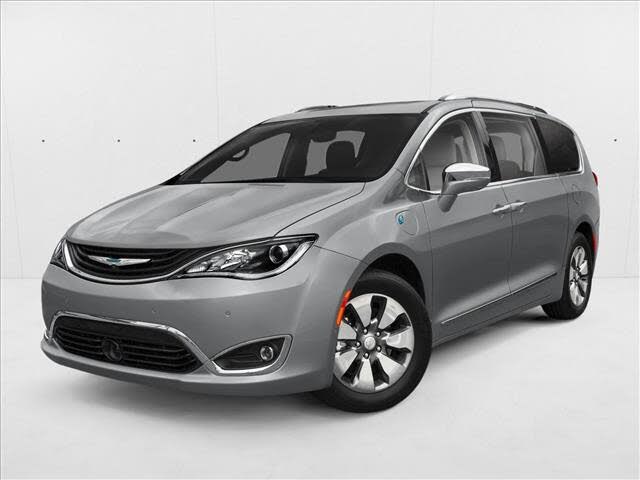 2017 Chrysler Pacifica Hybrid Platinum FWD