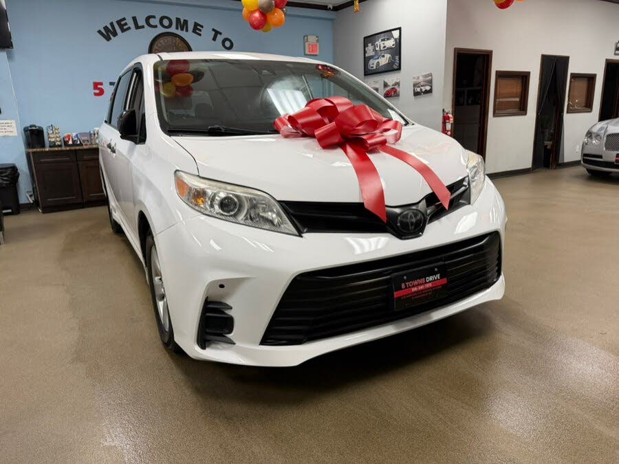 2019 Toyota Sienna L 7-Passenger FWD