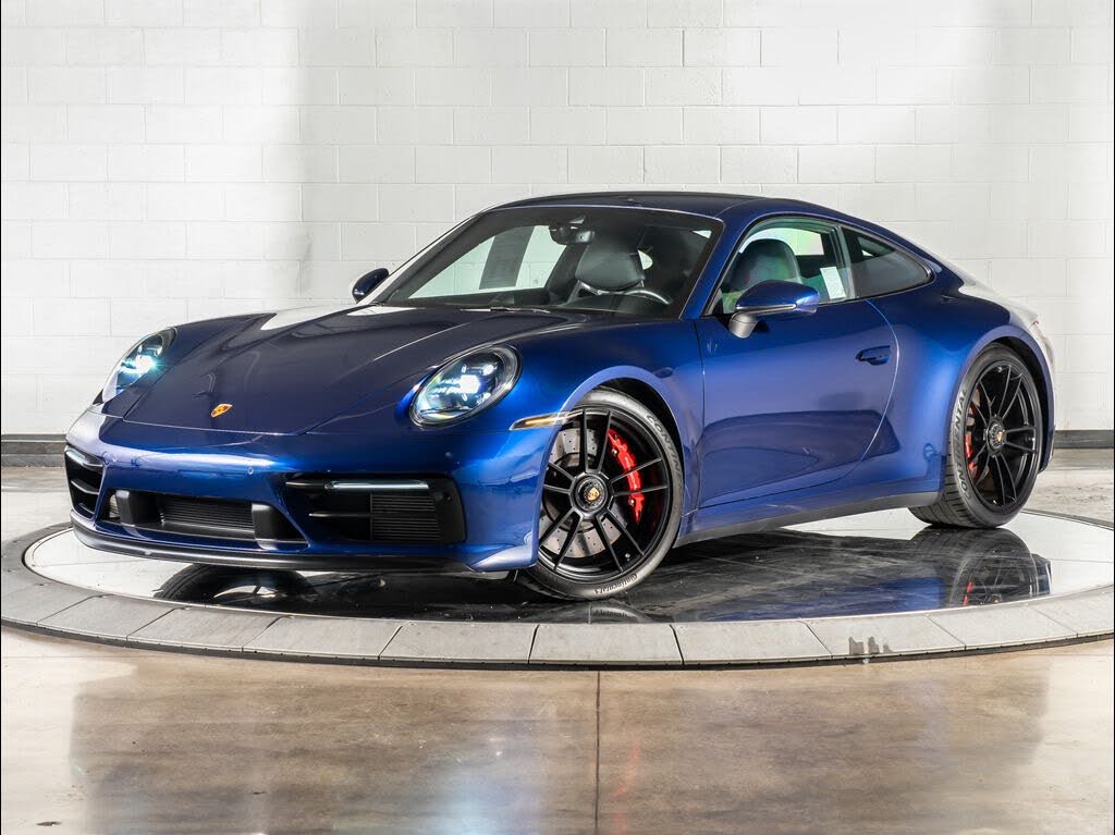 2022 Porsche 911 Carrera GTS Coupe RWD