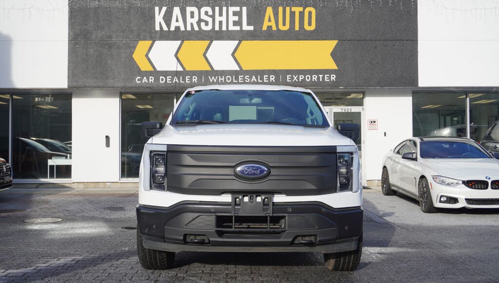 2023 Ford F-150 Lightning Pro SuperCrew AWD