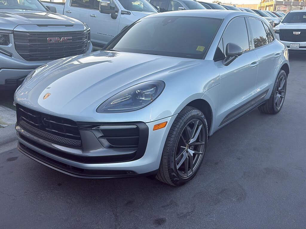 2023 Porsche Macan T AWD