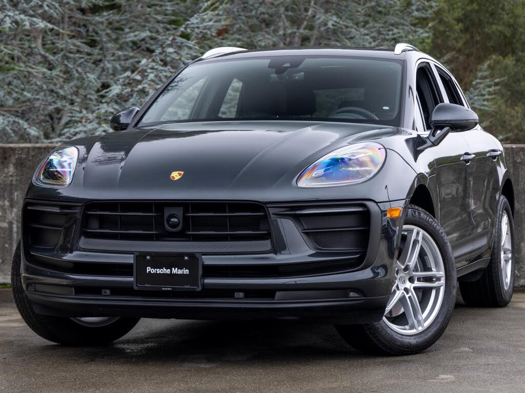 2025 Porsche Macan AWD