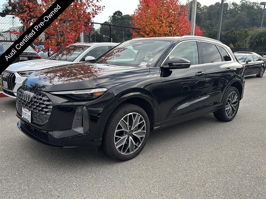 2025 Audi Q5 quattro Premium Plus 40 TFSI