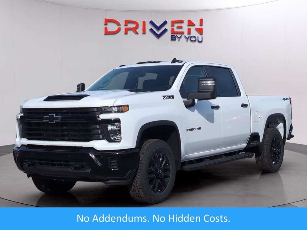 2026 Chevrolet Silverado 2500HD Custom Crew Cab 4WD