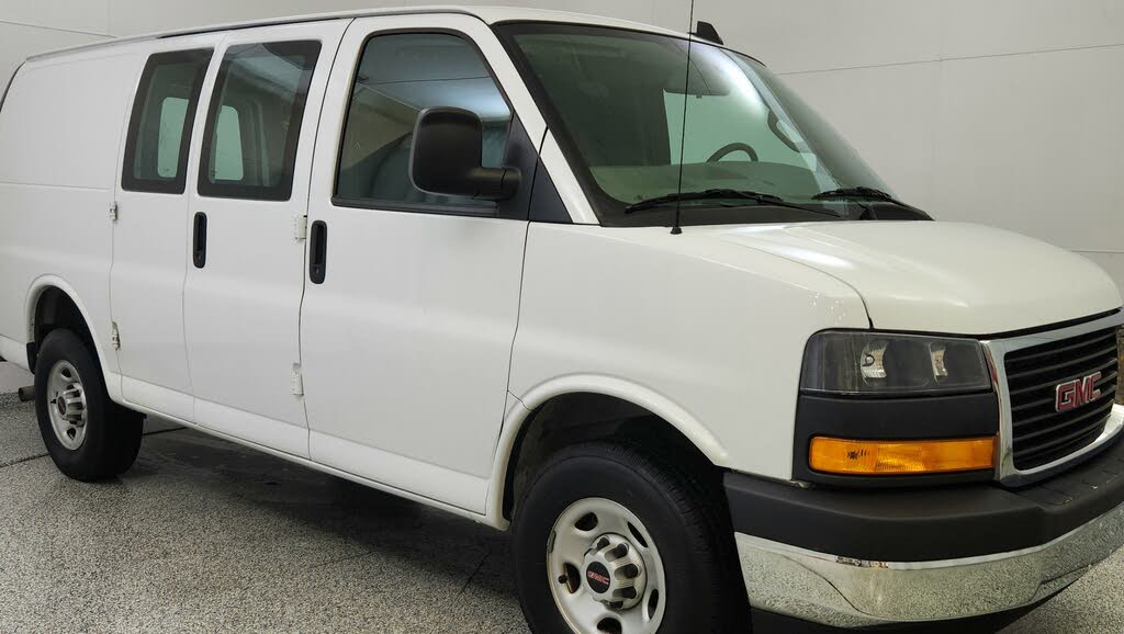 2023 GMC Savana Cargo 2500 RWD
