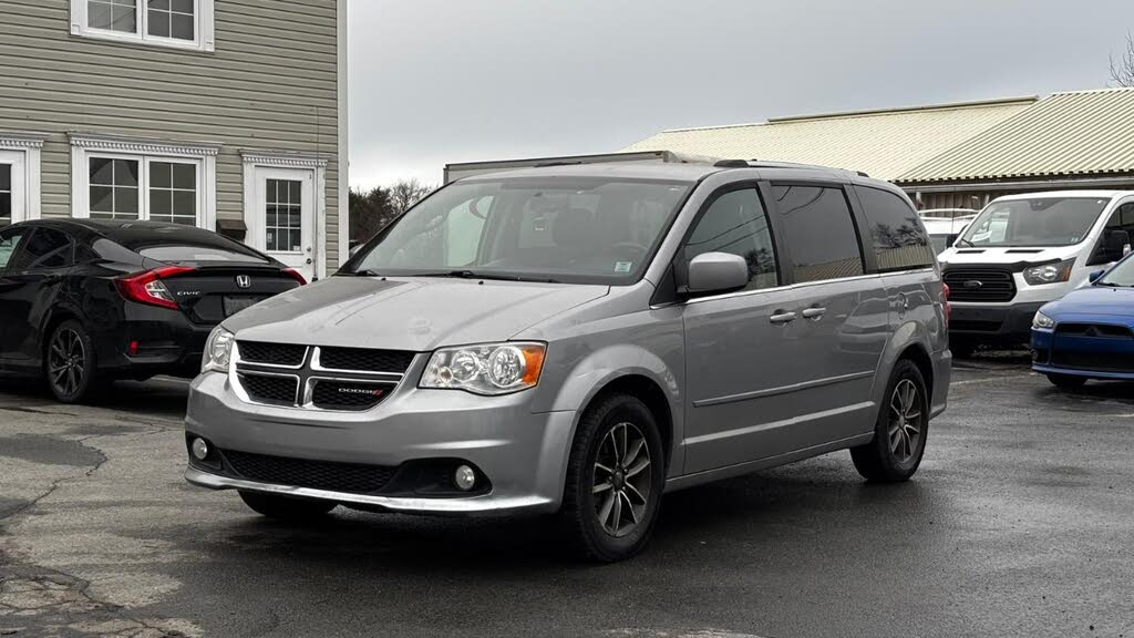 2017 Dodge Grand Caravan SXT Premium Plus FWD