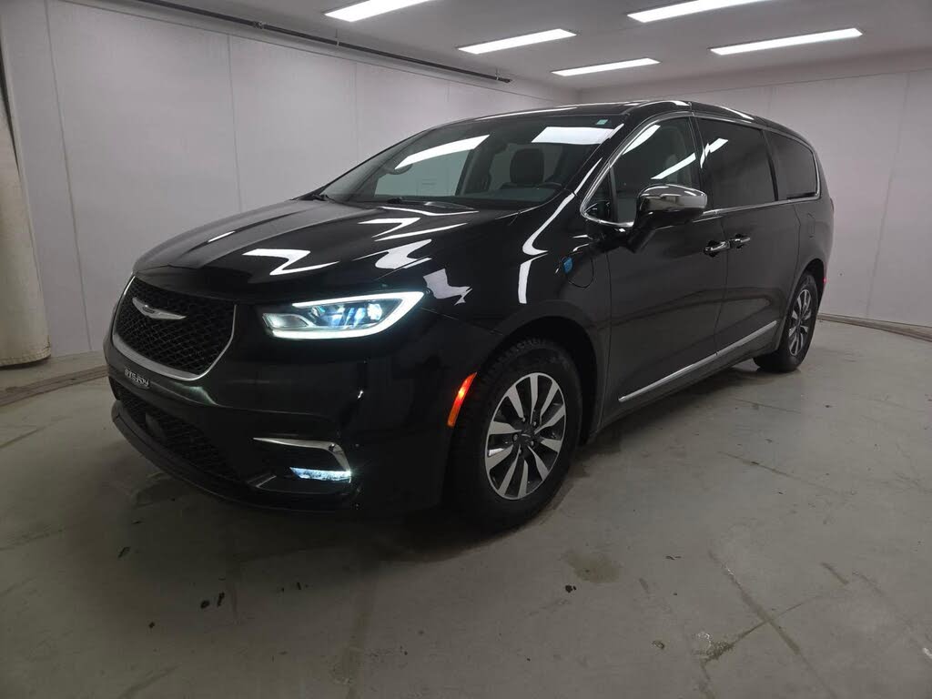 Chrysler Pacifica Hybrid Limited FWD 2022