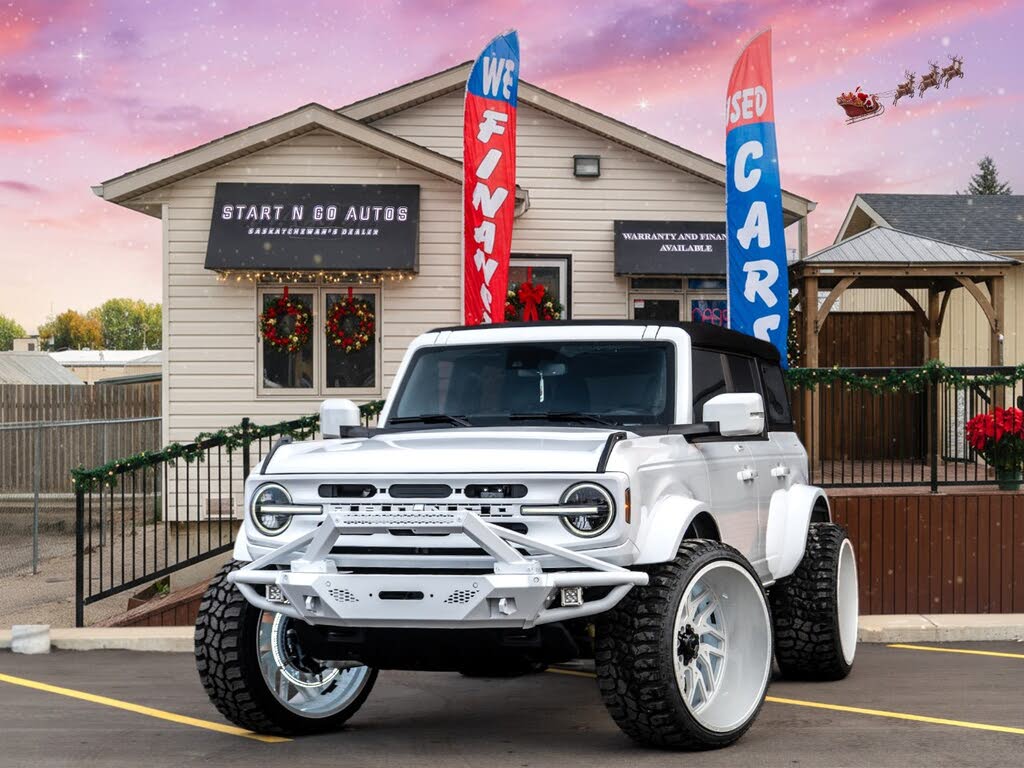 2023 Ford Bronco Outer Banks Advanced 4-Door 4WD