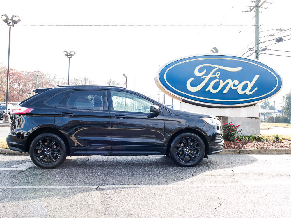 2022 Ford Edge SE AWD