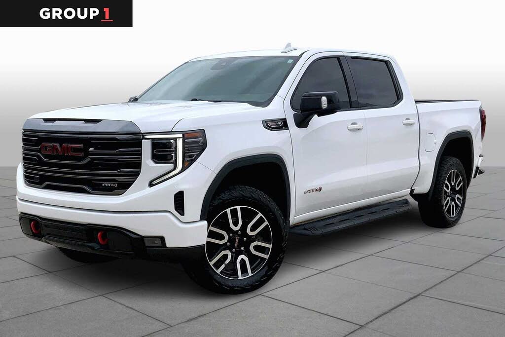 2022 GMC Sierra 1500 AT4 Crew Cab 4WD