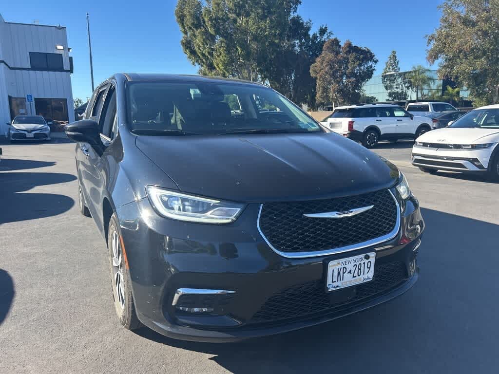 2024 Chrysler Pacifica Hybrid Select FWD