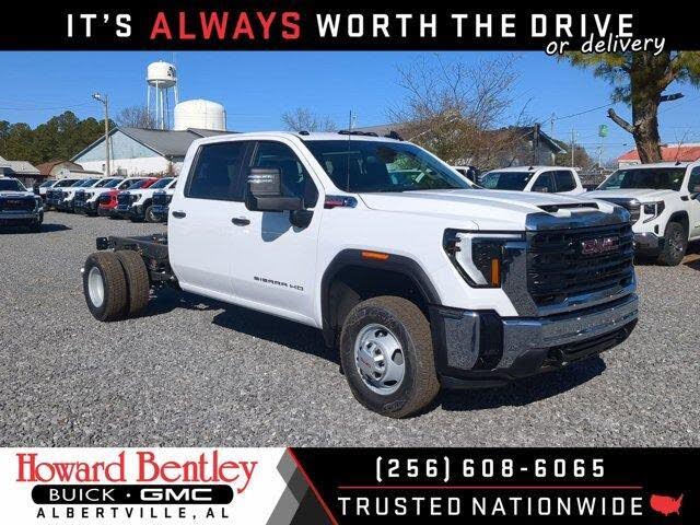2026 GMC Sierra 3500HD Chassis Pro Crew Cab 4WD