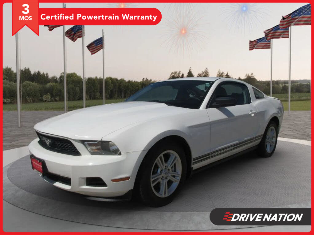 2011 Ford Mustang V6 Coupe RWD