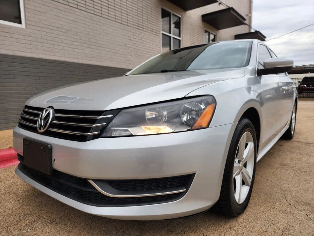 2012 Volkswagen Passat SE