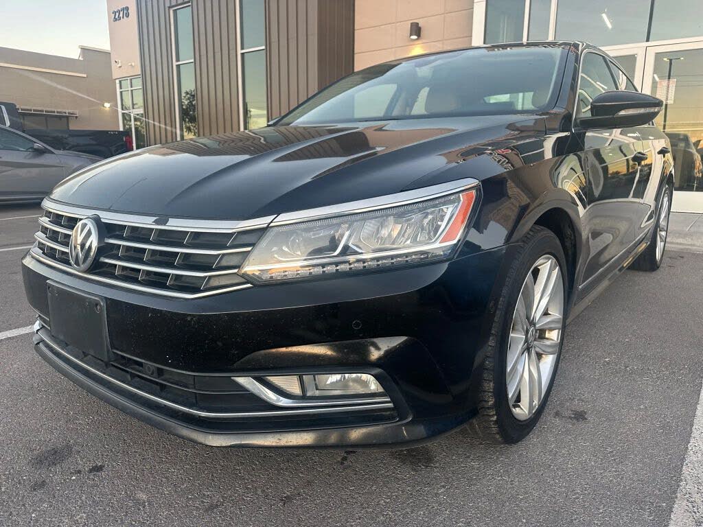 2017 Volkswagen Passat 1.8T SEL Premium