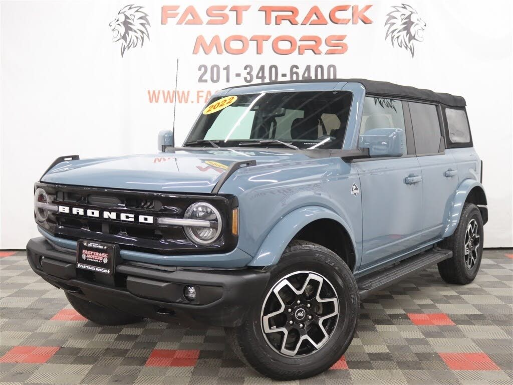 2022 Ford Bronco Outer Banks 4-Door 4WD