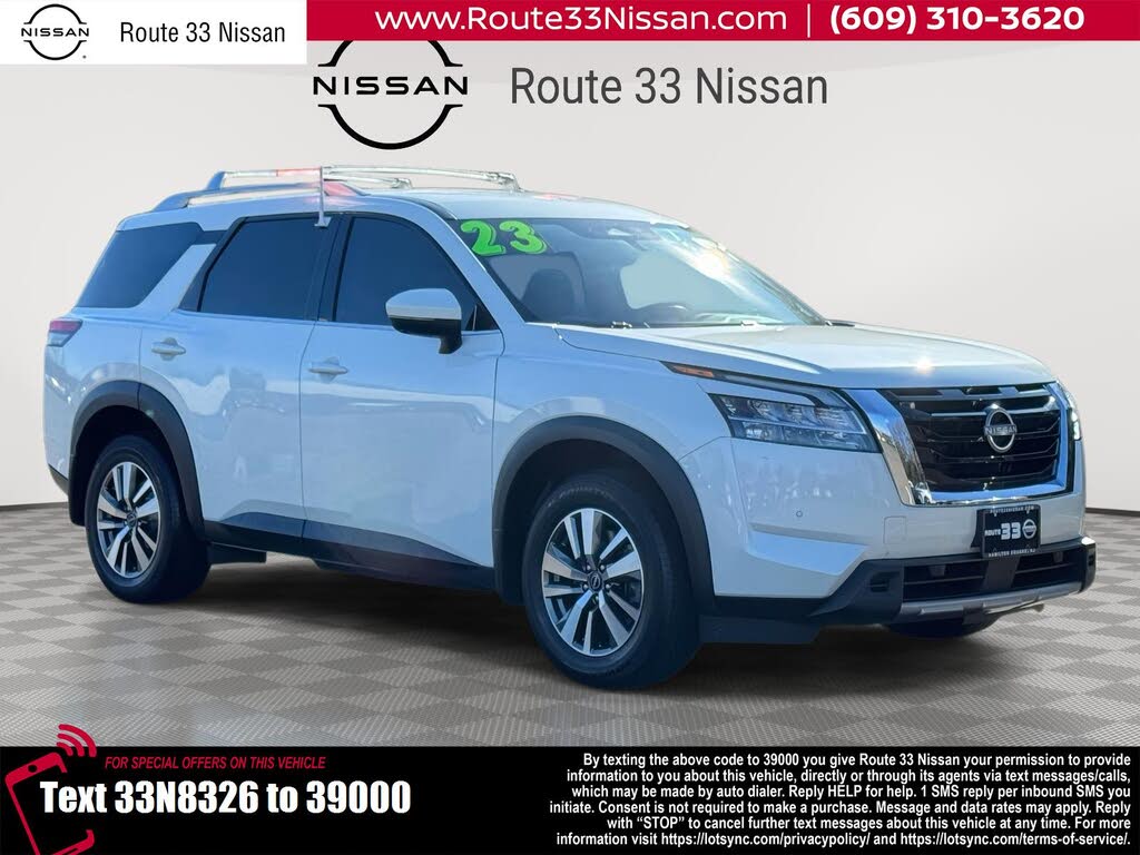 2023 Nissan Pathfinder SL 4WD