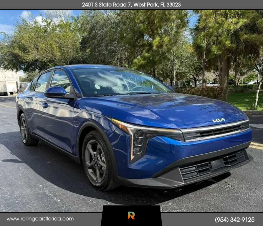 2025 Kia K4 LXS FWD