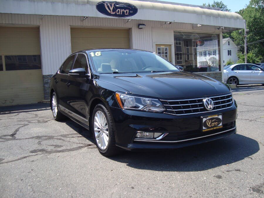 2016 Volkswagen Passat 1.8T SE