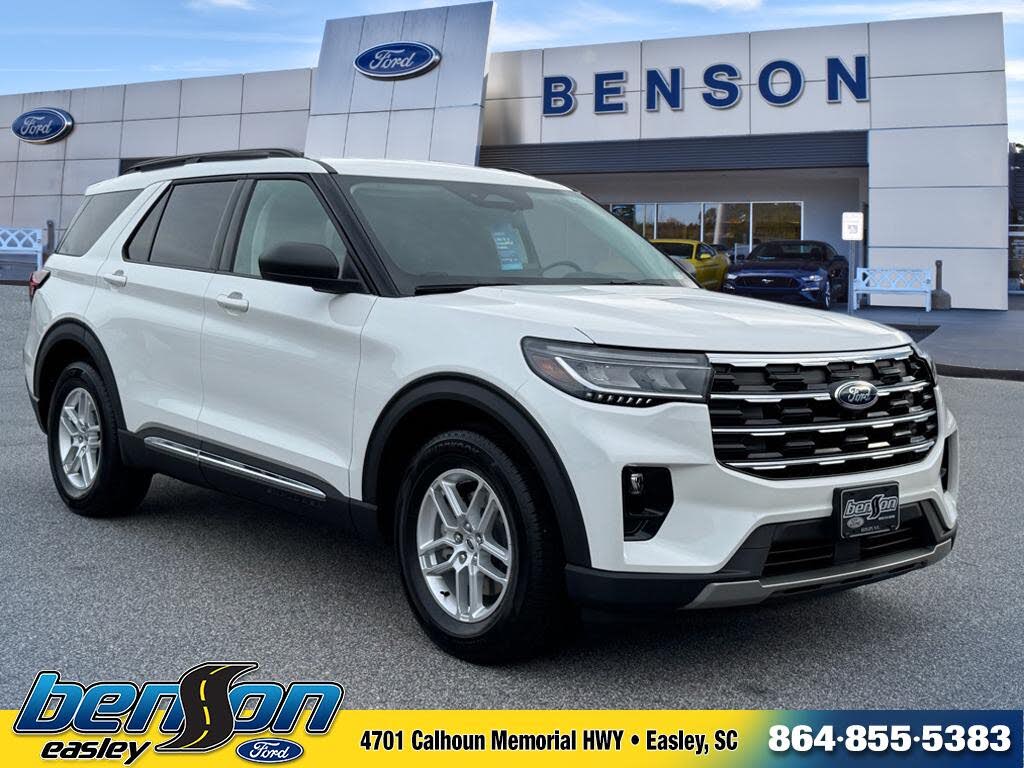 2025 Ford Explorer Active RWD