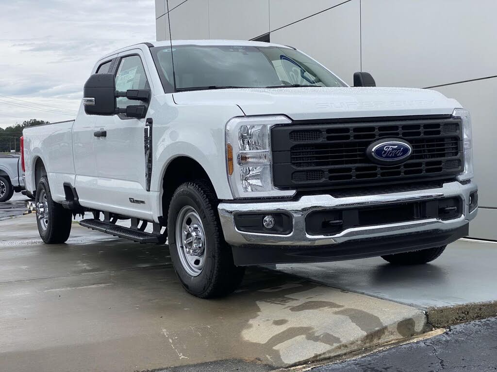 2025 Ford F-250 Super Duty XL SuperCab LB RWD
