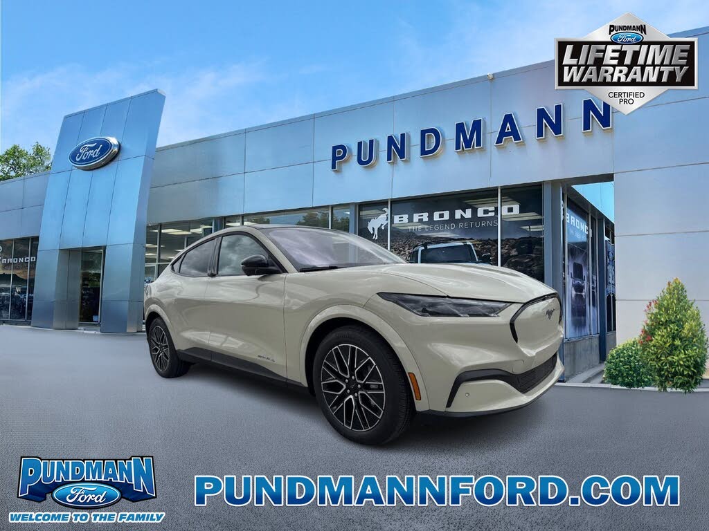 2025 Ford Mustang Mach-E Premium AWD