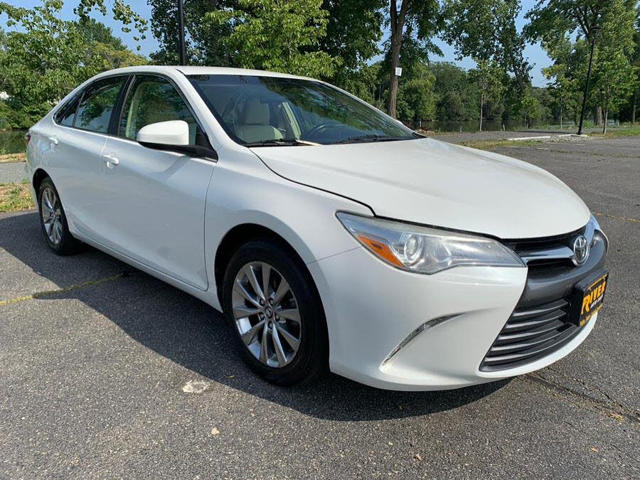 2016 Toyota Camry XLE