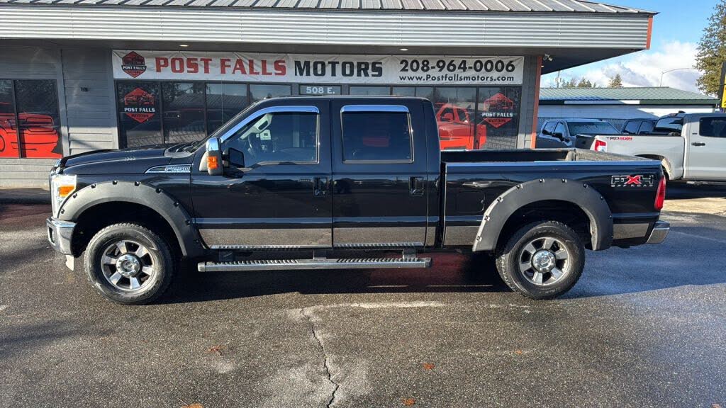 2011 Ford F-250 Super Duty Lariat Crew Cab 4WD