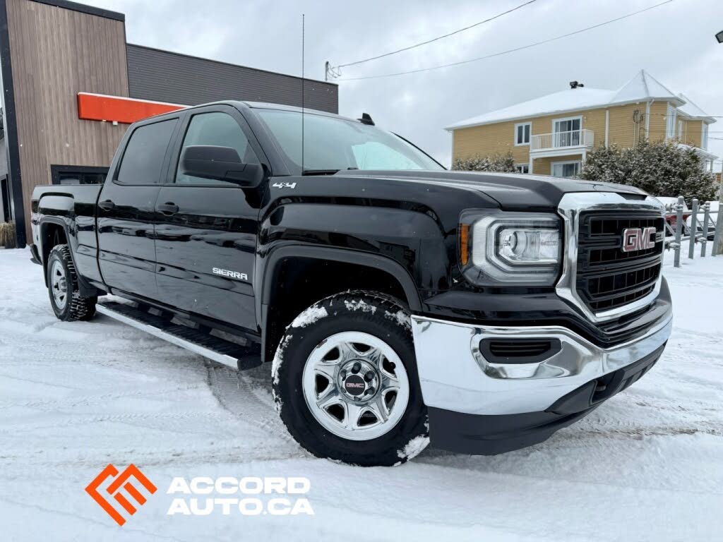 2017 GMC Sierra 1500 Base Crew Cab 4WD