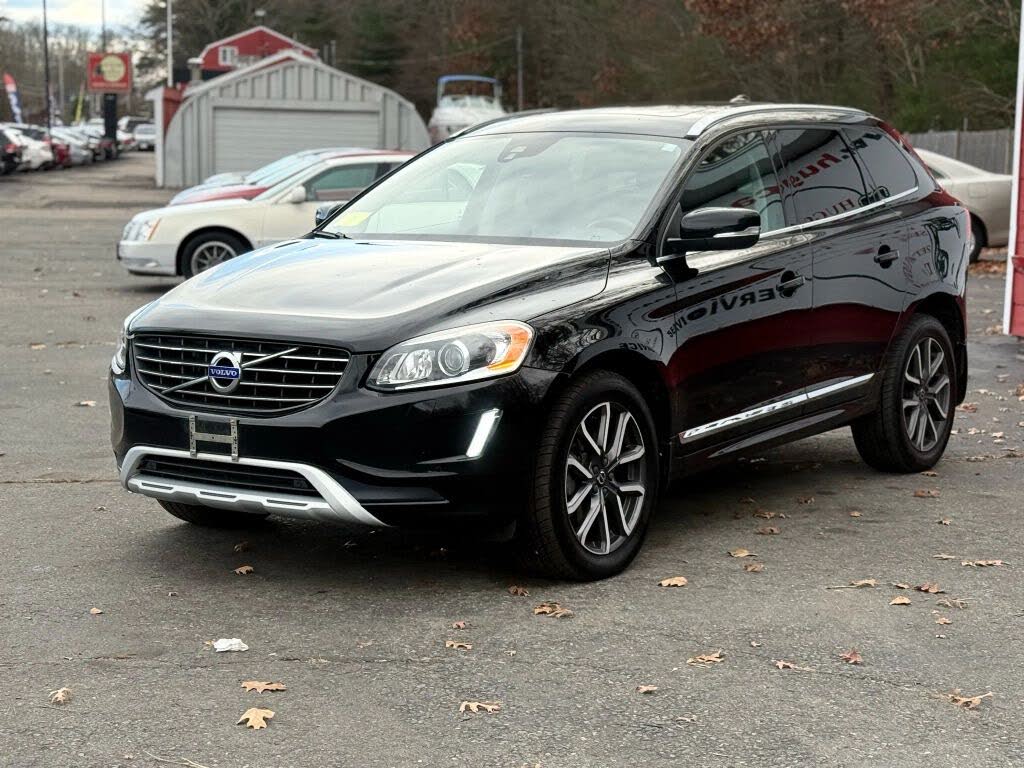 2017 Volvo XC60 T6 Dynamic AWD