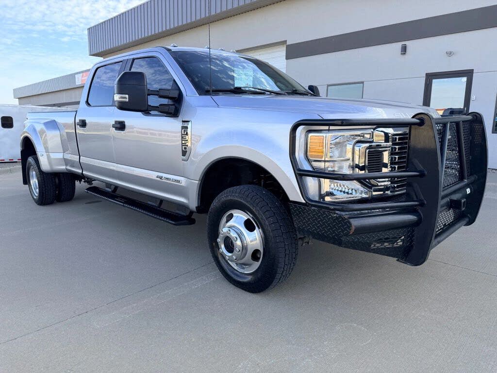 2022 Ford F-350 Super Duty XL Crew Cab LB DRW 4WD