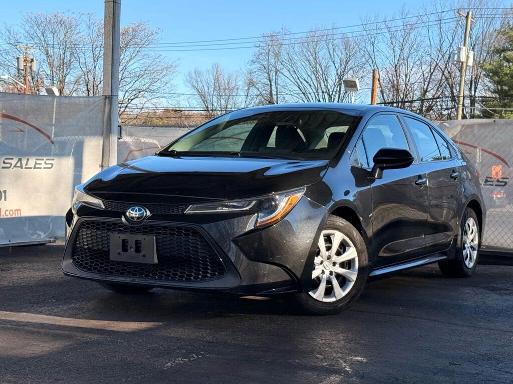 2022 Toyota Corolla LE FWD